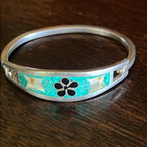 Mexican Alpaca Hinged Bracelet (small wrist) - Picture 4 of 10